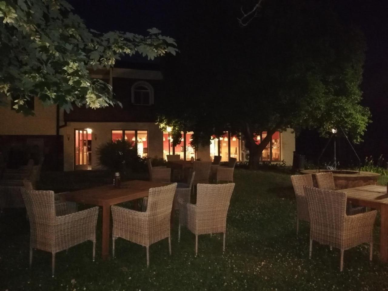 Hotel Sziget23 à Ábrahámhegy Extérieur photo